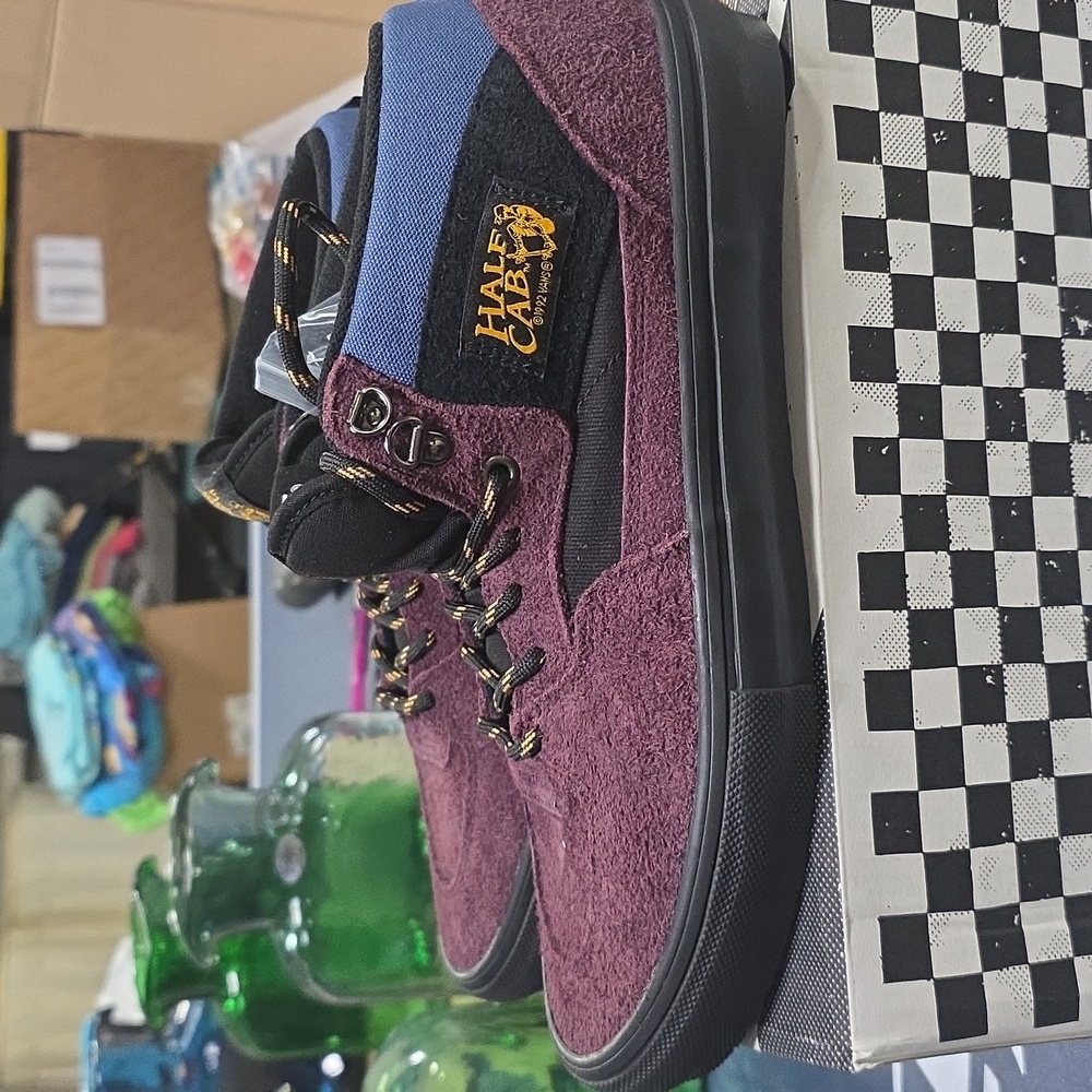 Vans Half Cab Burgundy and Black Suede Skate Shoes - Picture 6 of 14